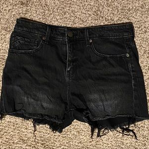 GUC Buckle Black Fit No.53 Shorts